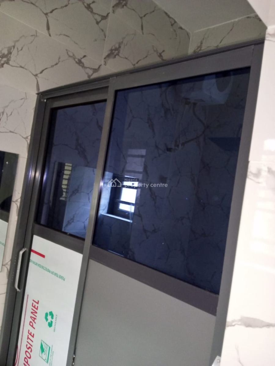 Relatively New 3 Bedroom Flat, Pedro, Gbagada, Lagos, House for Rent