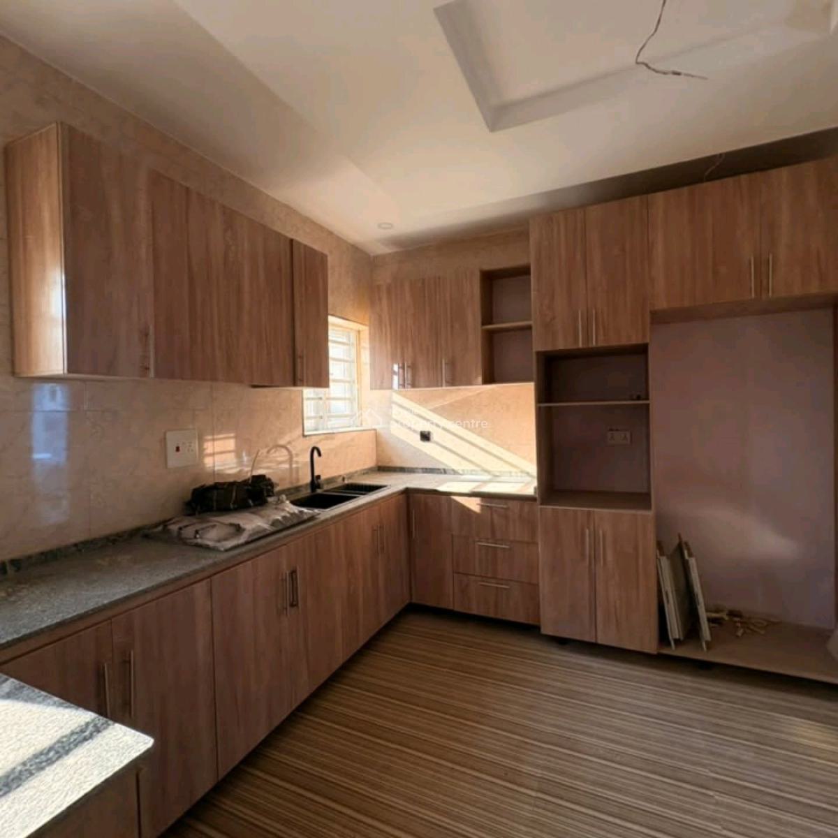 Luxury 5-bedroom Duplex with Bq & Security House, Bashorun Housing Estate, Ibadan, Oyo, House for Sale