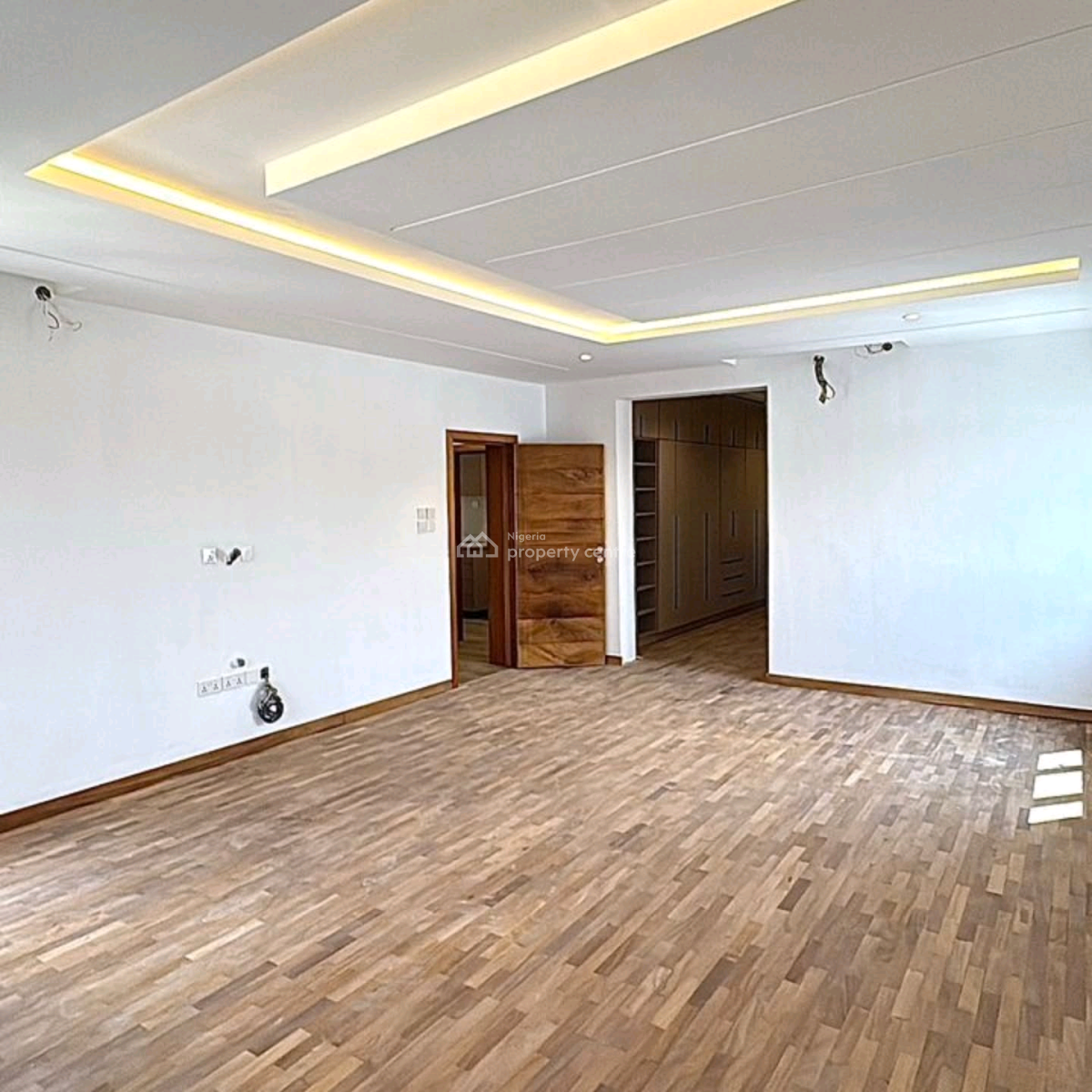 Fully Detached 5 Bedroom Duplex with Basement and Elevator  Location, Kolapo Ishola Gra, Ibadan, Oyo, House for Sale