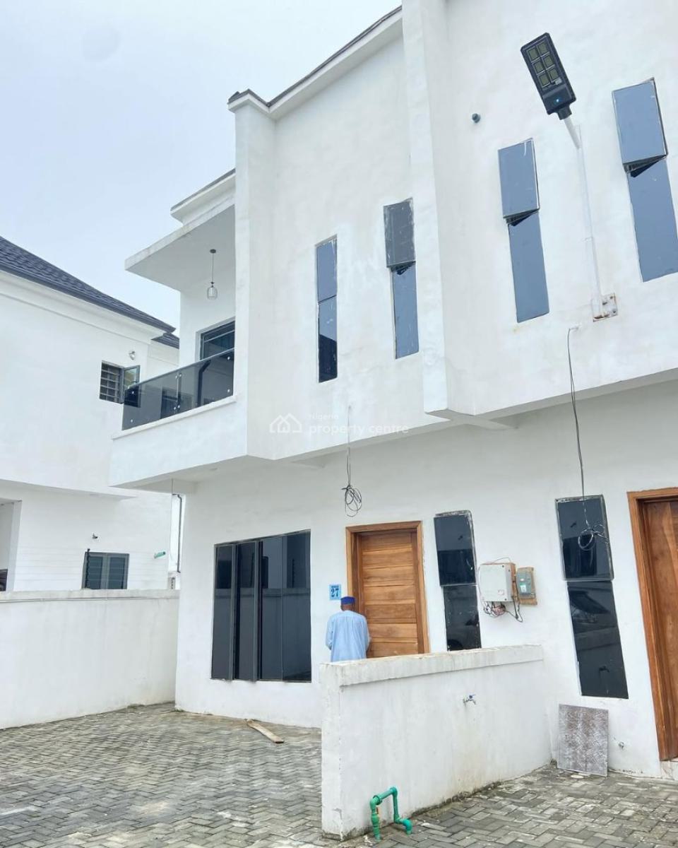 3bedroom Terrace Duplex with Pool in a Secure Estate, Ikota, Lekki, Lagos, Terraced Duplex for Sale