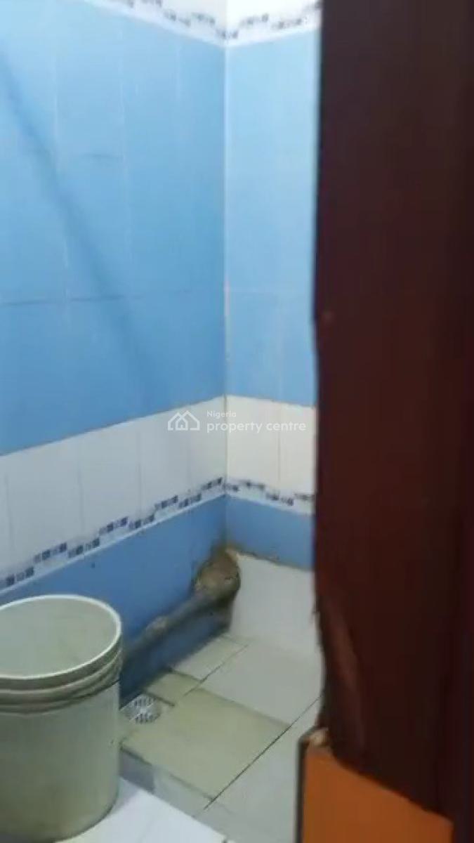 Bq with Kitchenette, Off Palace Road, Oniru, Victoria Island (vi), Lagos, Self Contain (single Rooms) for Rent