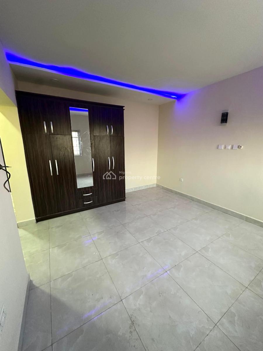 Spacious Renovated 3bedrooms Flats, Jahi, Jahi, Abuja, Flat / Apartment for Rent