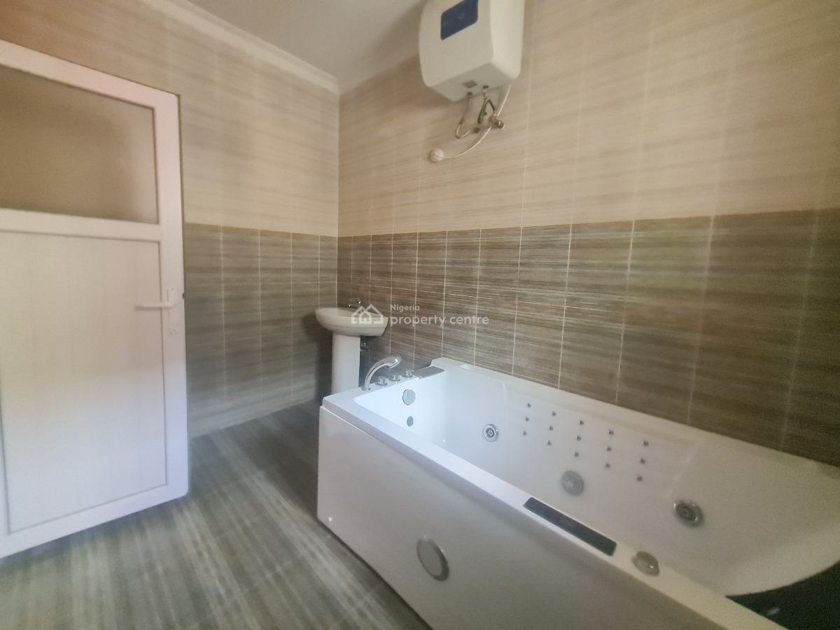 a Fully Detached Five (5) Bedroom House with 2 Rooms Bq and Swimming P, Northern Foreshore Estate, Chevron, Lekki, Lagos, Detached Duplex for Sale