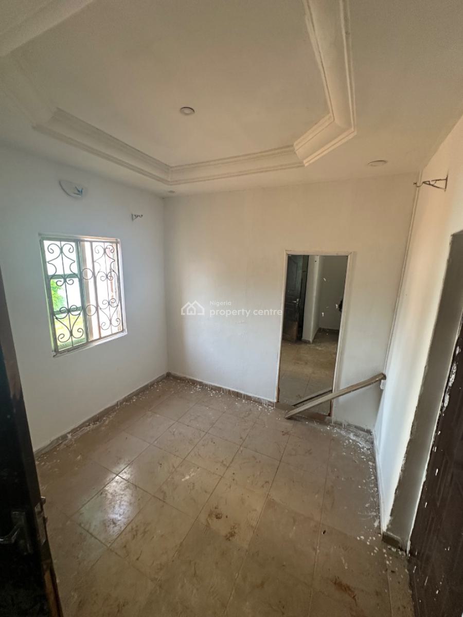 a Mini Room Self Contain Apartment in a Decent Environment, Not Far From Starview Hotel 4th Avenue, Gwarinpa, Abuja, Self Contain (single Rooms) for Rent