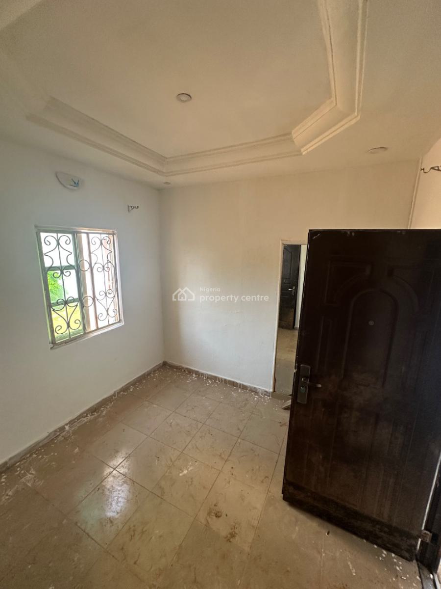 a Mini Room Self Contain Apartment in a Decent Environment, Not Far From Starview Hotel 4th Avenue, Gwarinpa, Abuja, Self Contain (single Rooms) for Rent