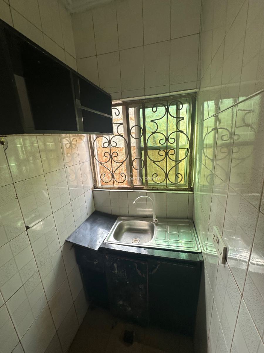 a Mini Room Self Contain Apartment in a Decent Environment, Not Far From Starview Hotel 4th Avenue, Gwarinpa, Abuja, Self Contain (single Rooms) for Rent
