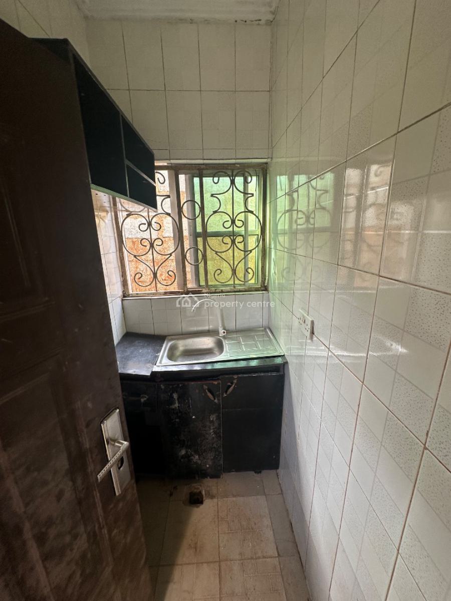 a Mini Room Self Contain Apartment in a Decent Environment, Not Far From Starview Hotel 4th Avenue, Gwarinpa, Abuja, Self Contain (single Rooms) for Rent