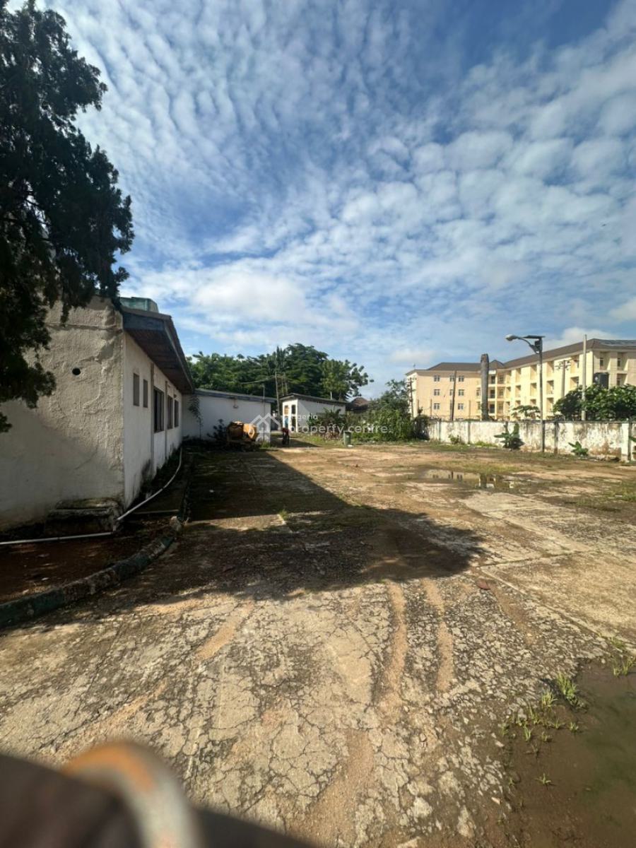 Prime Commercial Property  --  6,000sqm, Kaduna, Kaduna North, Kaduna, Plaza / Complex / Mall for Sale