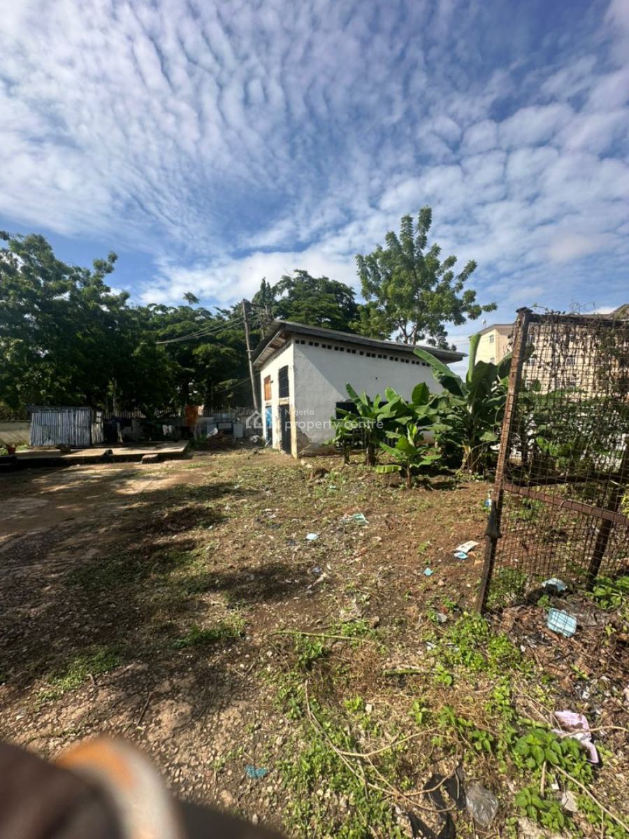 Prime Commercial Property  --  6,000sqm, Kaduna, Kaduna North, Kaduna, Plaza / Complex / Mall for Sale