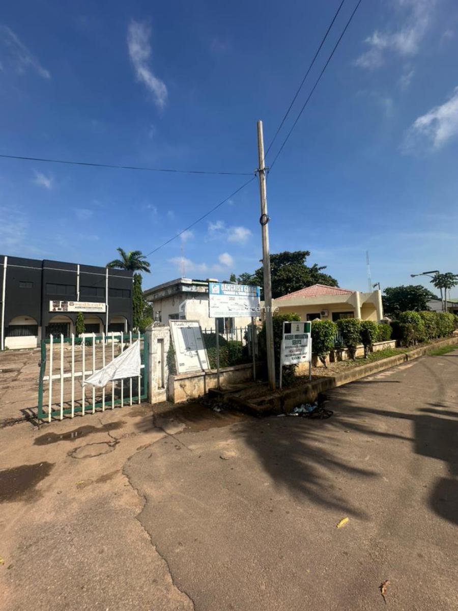 Prime Commercial Property  --  6,000sqm, Kaduna, Kaduna North, Kaduna, Plaza / Complex / Mall for Sale