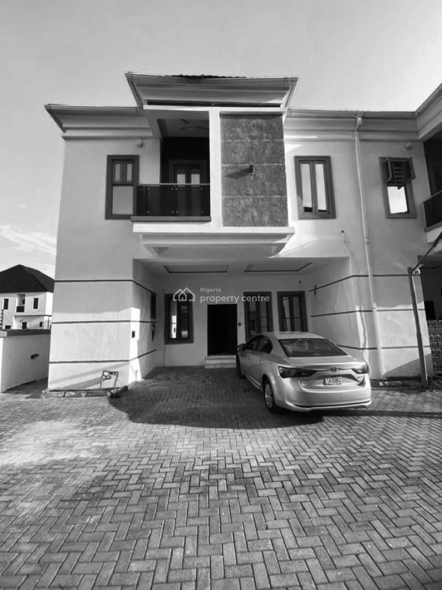 Now Available to-let Bathrooms Terrace, Lekki, Lagos, Terraced Duplex for Rent