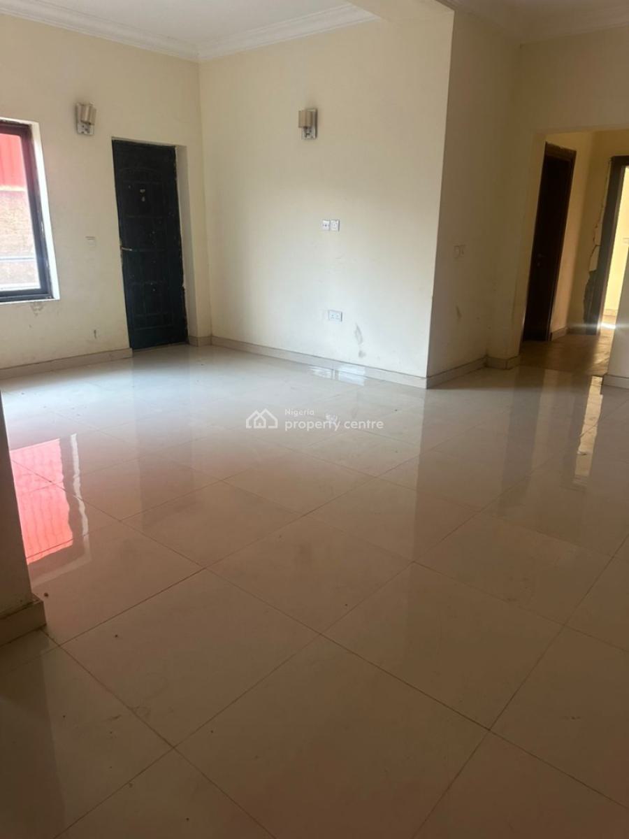 Spacious 2bedroom Flat Upstairs, Harris Drive, Vgc, Lekki, Lagos, Flat / Apartment for Rent