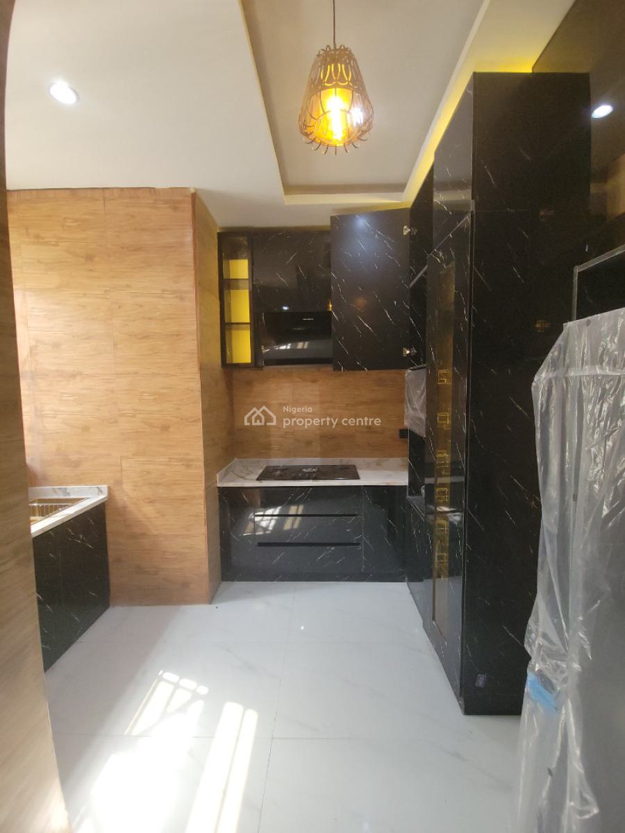 2 Bedroom Flat, Lekki Phase 1, Lekki, Lagos, Flat / Apartment for Sale