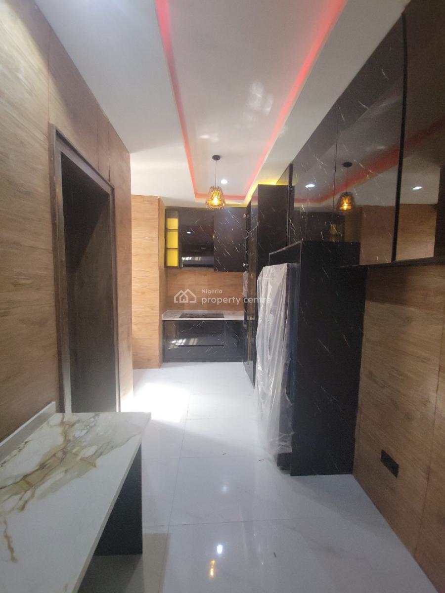 2 Bedroom Flat, Lekki Phase 1, Lekki, Lagos, Flat / Apartment for Sale