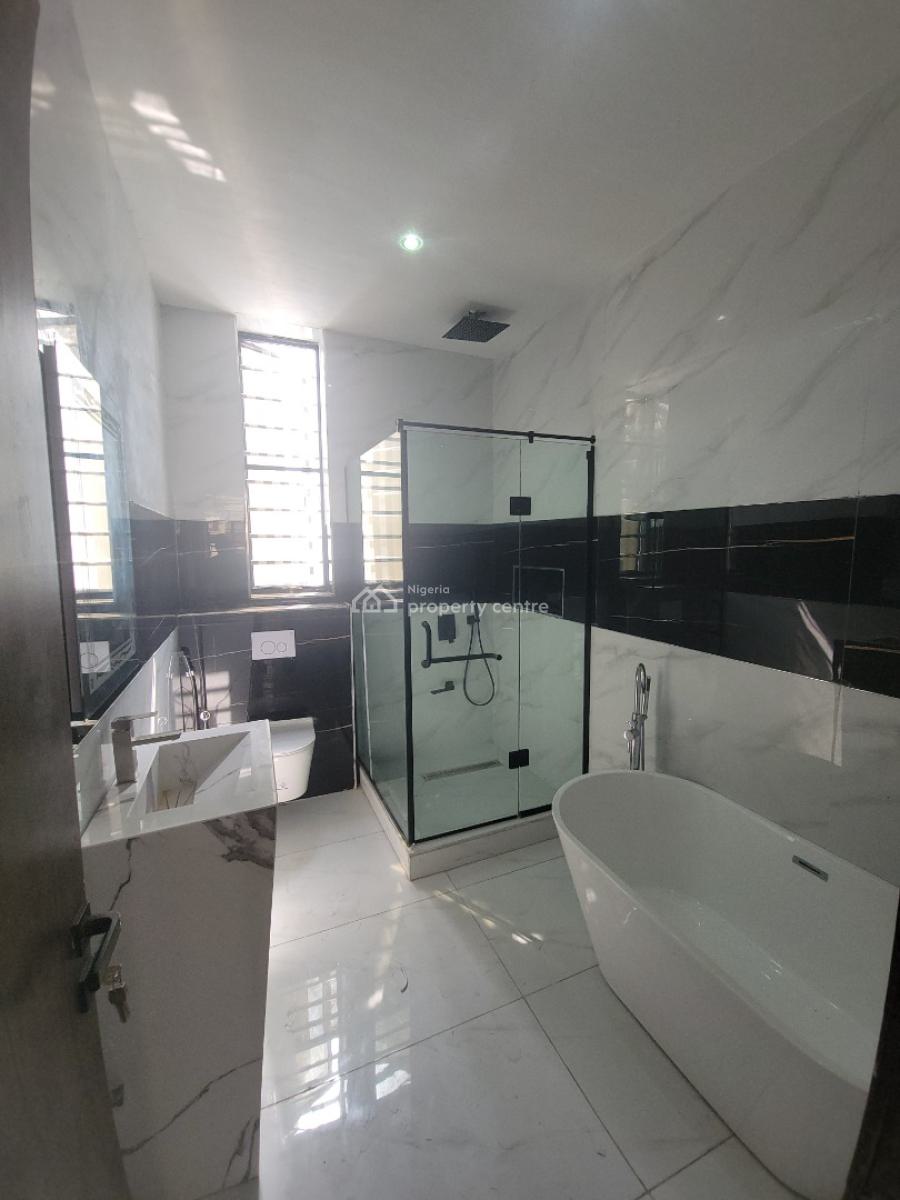 2 Bedroom Flat, Lekki Phase 1, Lekki, Lagos, Flat / Apartment for Sale