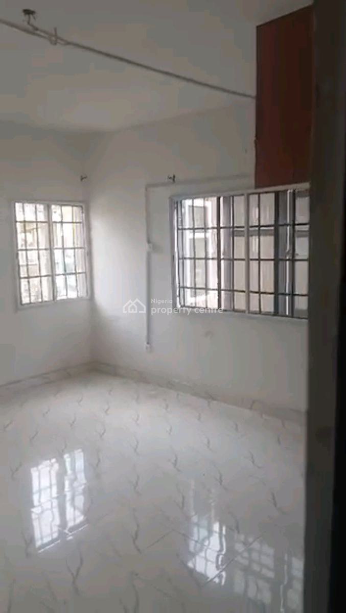 Luxury 3-bedroom Flat Upstairs, Alapere, Ketu, Lagos, Flat / Apartment for Rent