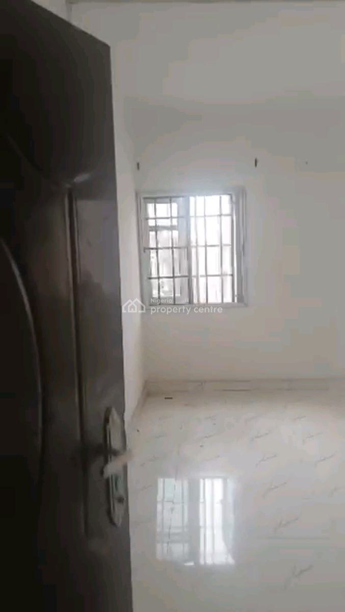 Luxury 3-bedroom Flat Upstairs, Alapere, Ketu, Lagos, Flat / Apartment for Rent