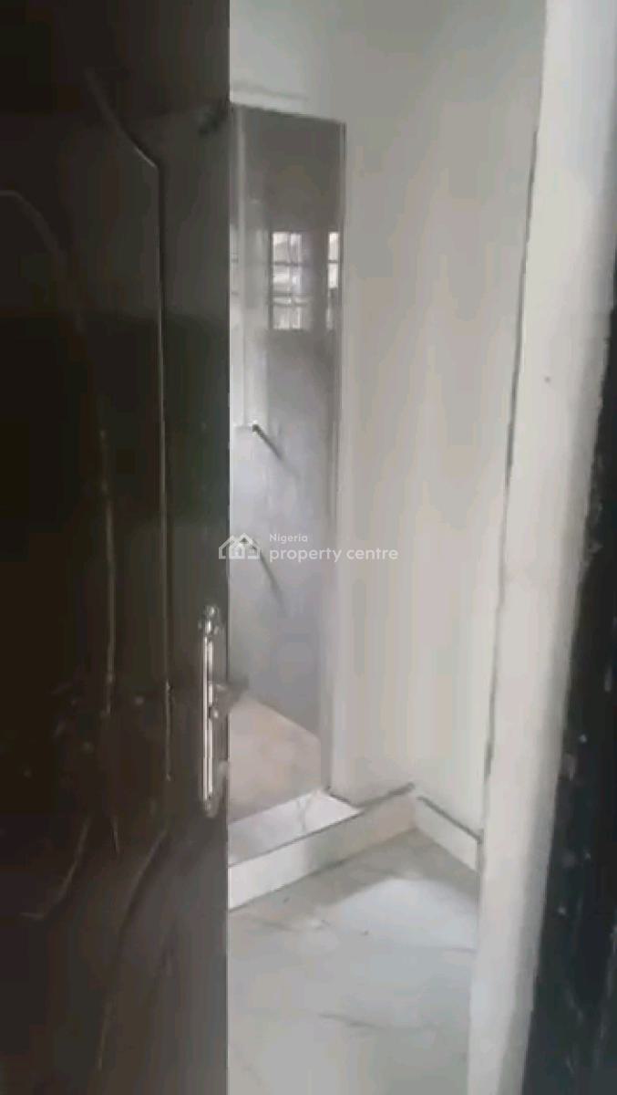 Luxury 3-bedroom Flat Upstairs, Alapere, Ketu, Lagos, Flat / Apartment for Rent