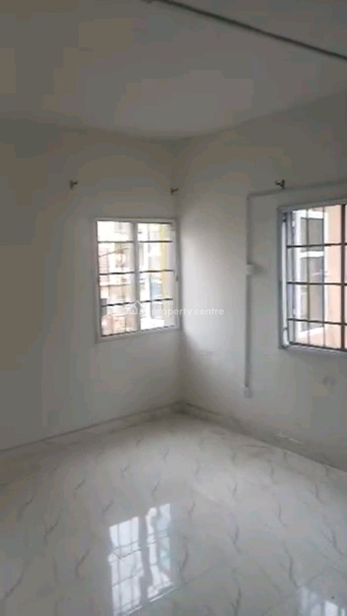 Luxury 3-bedroom Flat Upstairs, Alapere, Ketu, Lagos, Flat / Apartment for Rent