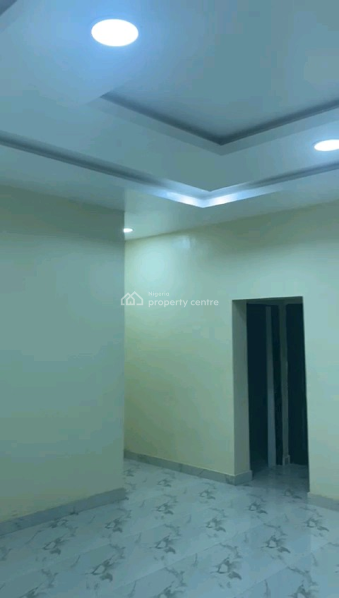 Premium One-bedroom Office Space with Shortlstay Potential, By Amaka Mall, Guzape District, Abuja, Mini Flat (room and Parlour) for Rent