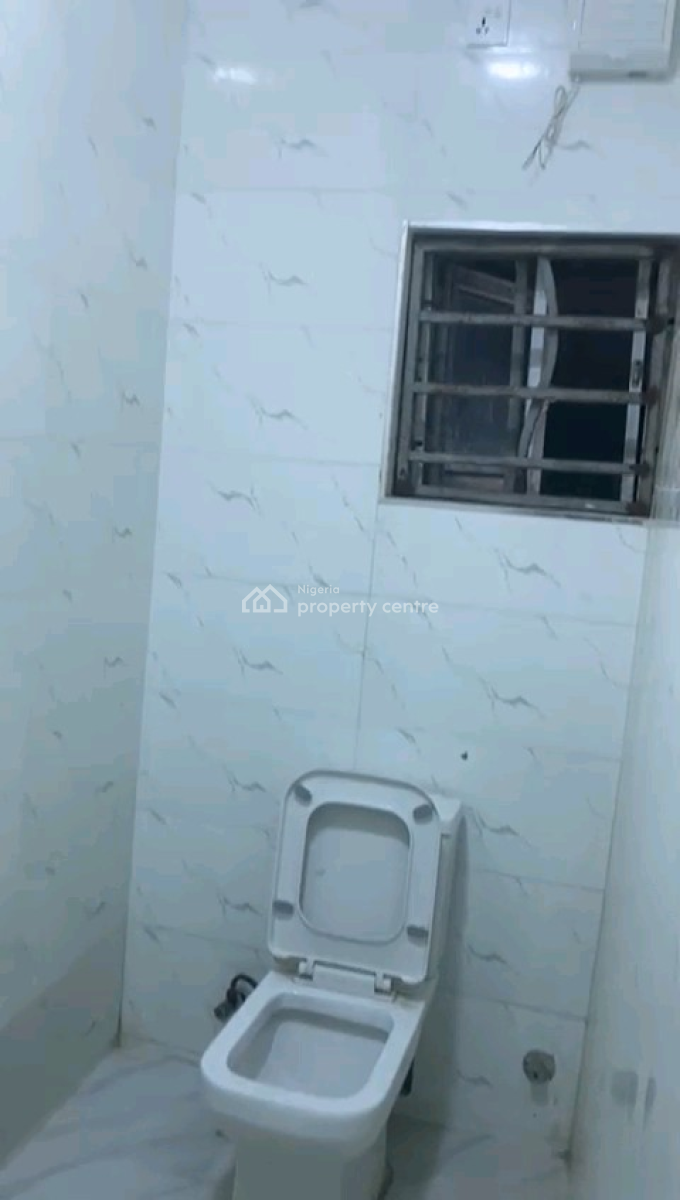 Premium One-bedroom Office Space with Shortlstay Potential, By Amaka Mall, Guzape District, Abuja, Mini Flat (room and Parlour) for Rent