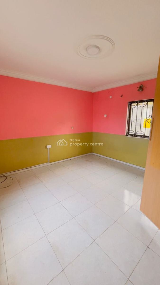 a Mini Flat Suitable for Office Or Spar at Lekki Phase 1, Maruwa By Pinnacle Filling Station Lekki Right, Lekki Phase 1, Lekki, Lagos, Mini Flat (room and Parlour) for Rent