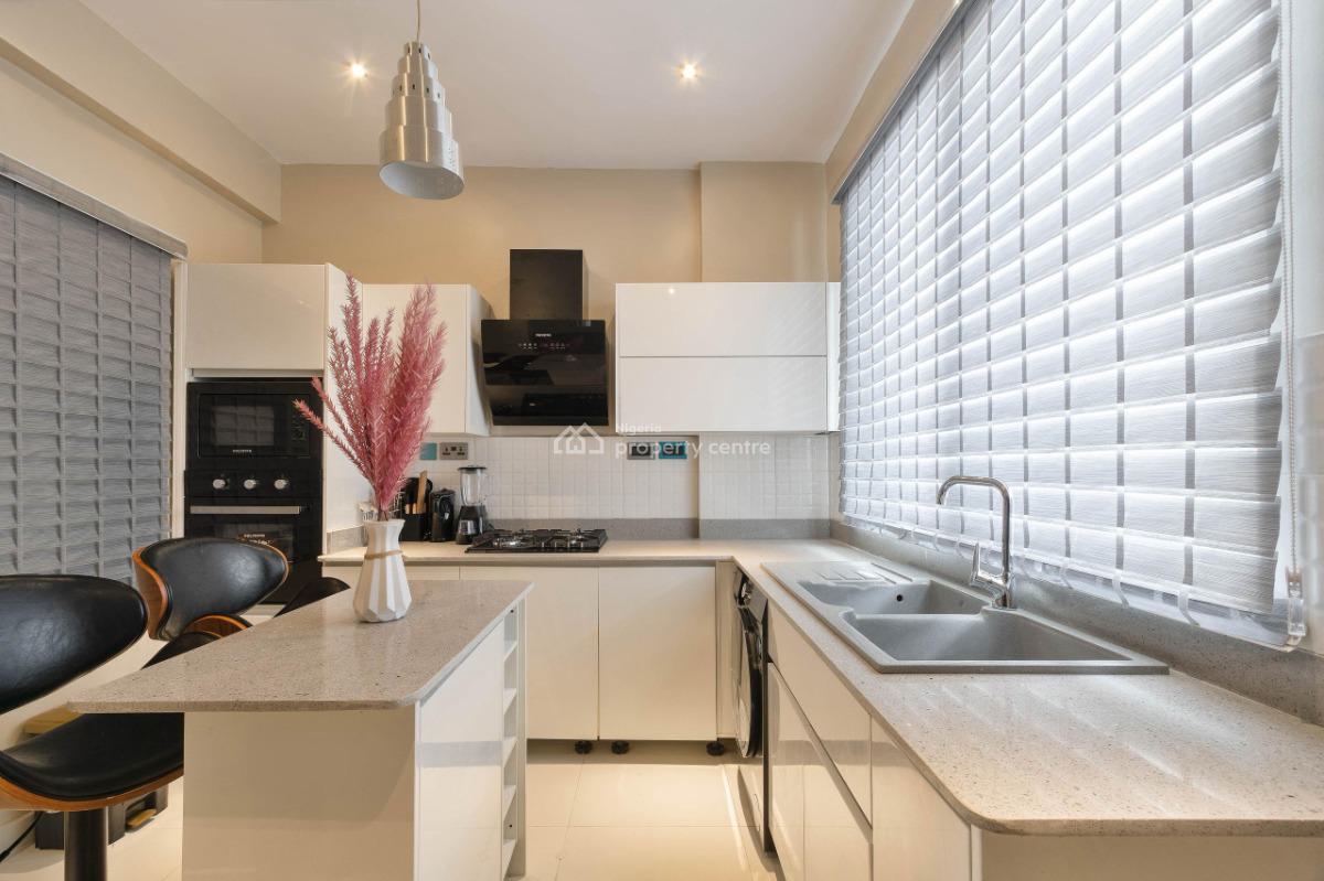 Luxury 2 Bedroom Maisonnette, Lekki Phase 1, Lekki, Lagos, House Short Let