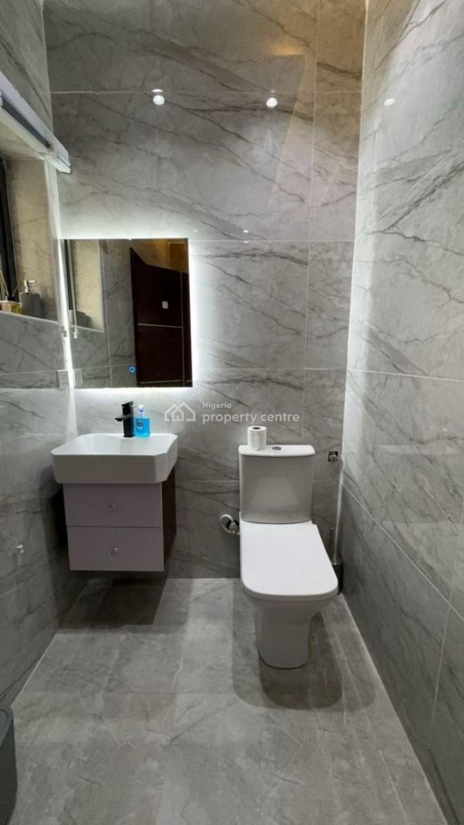 Sharp/beautiful Two Bedroom Luxury Apartment, Elf, Lekki, Lagos, Flat / Apartment Short Let