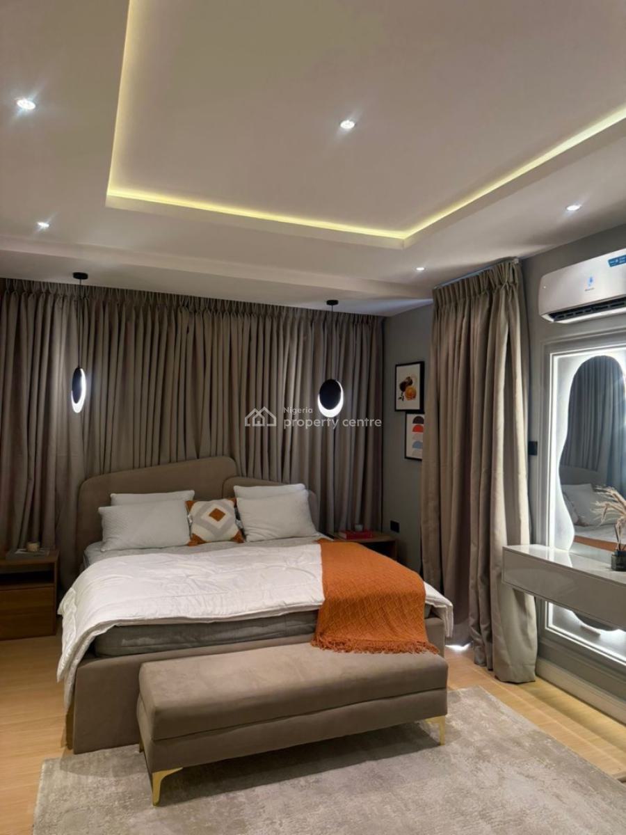 Luxury One Bedroom Apartment with Pool and Playstation Five, Admiralty Rd,, Lekki Phase 1, Lekki, Lagos, Flat / Apartment Short Let