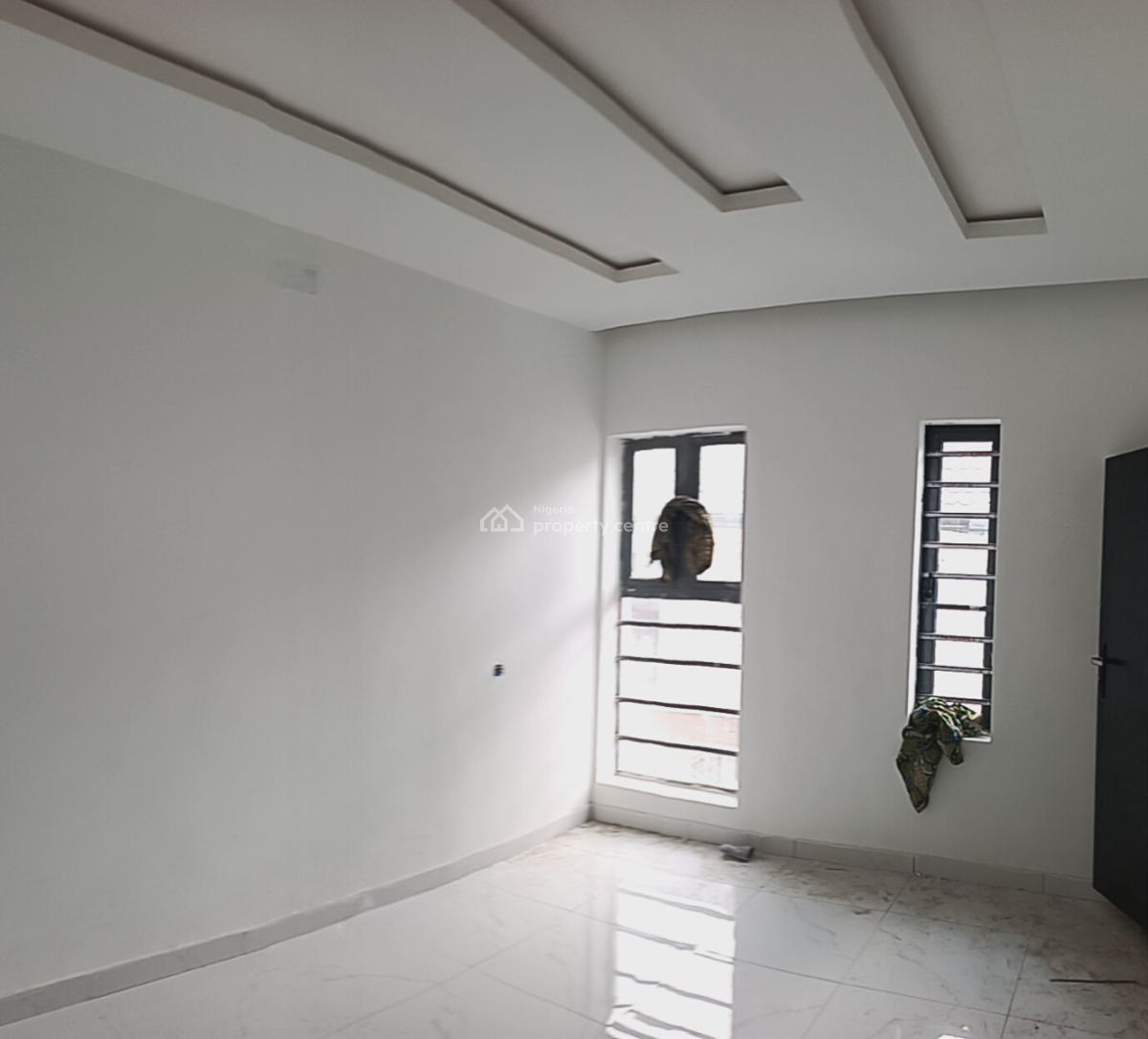 2 Bedroom Duplex, Omole Phase 2, Ikeja, Lagos, Detached Duplex for Sale