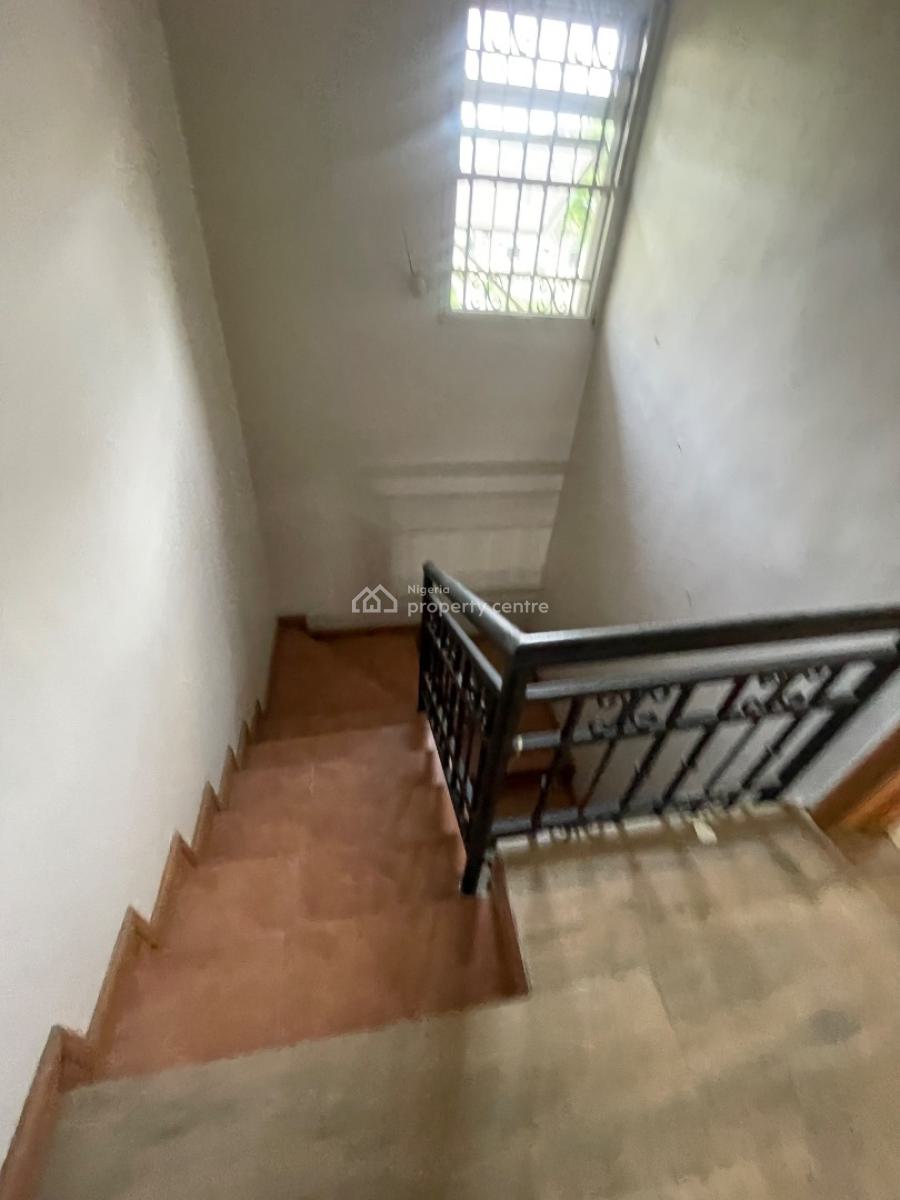 4bedroom Terrace Duplex Corner Piece, Acadia Mews Estate, Osapa, Lekki, Lagos, Terraced Duplex for Sale