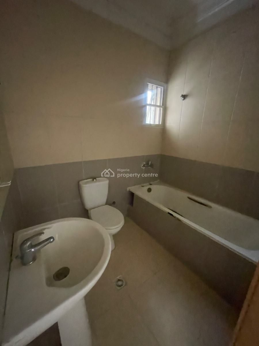 4bedroom Terrace Duplex Corner Piece, Acadia Mews Estate, Osapa, Lekki, Lagos, Terraced Duplex for Sale