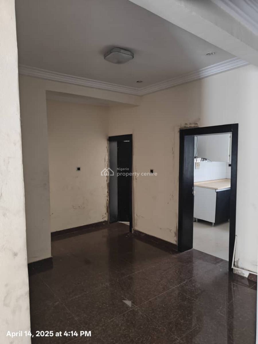 3 Bedroom Flat with Bq on The Ground Floor, Osera Estate Behind Zenith Bank Osapa London Lekki Lagos, Osapa, Lekki, Lagos, Flat / Apartment for Rent