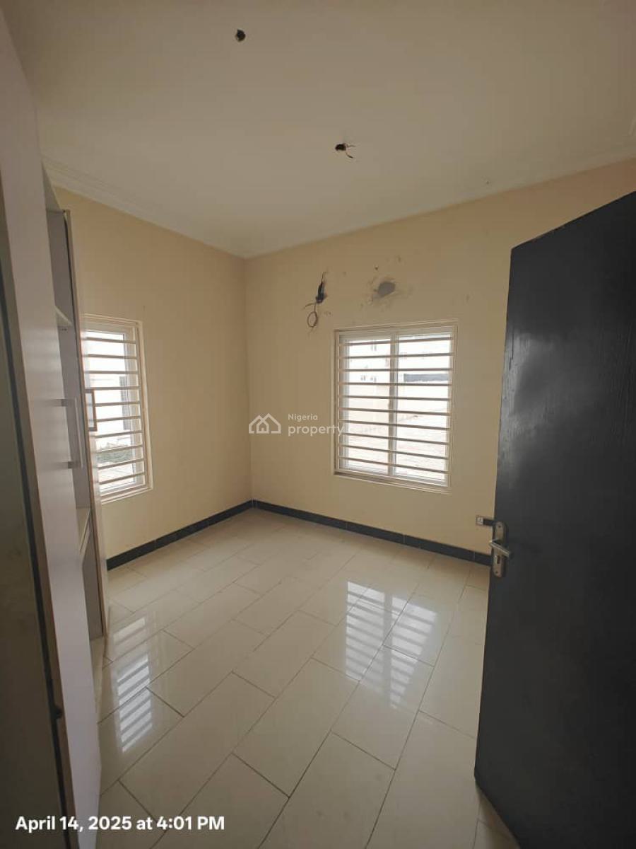 3 Bedroom Flat with Bq on The Ground Floor, Osera Estate Behind Zenith Bank Osapa London Lekki Lagos, Osapa, Lekki, Lagos, Flat / Apartment for Rent