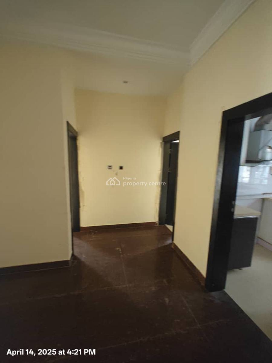 3 Bedroom Flat with Bq on The Ground Floor, Osera Estate Behind Zenith Bank Osapa London Lekki Lagos, Osapa, Lekki, Lagos, Flat / Apartment for Rent
