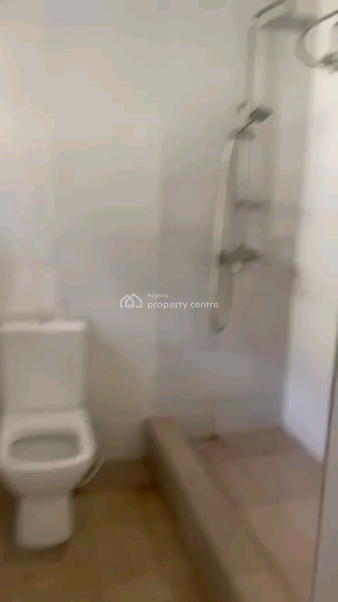 Decent N Spacious 3 Bedroom Up Flat All Rooms Ensuite N Guest Toilet, Gbagada, Lagos, Flat / Apartment for Rent