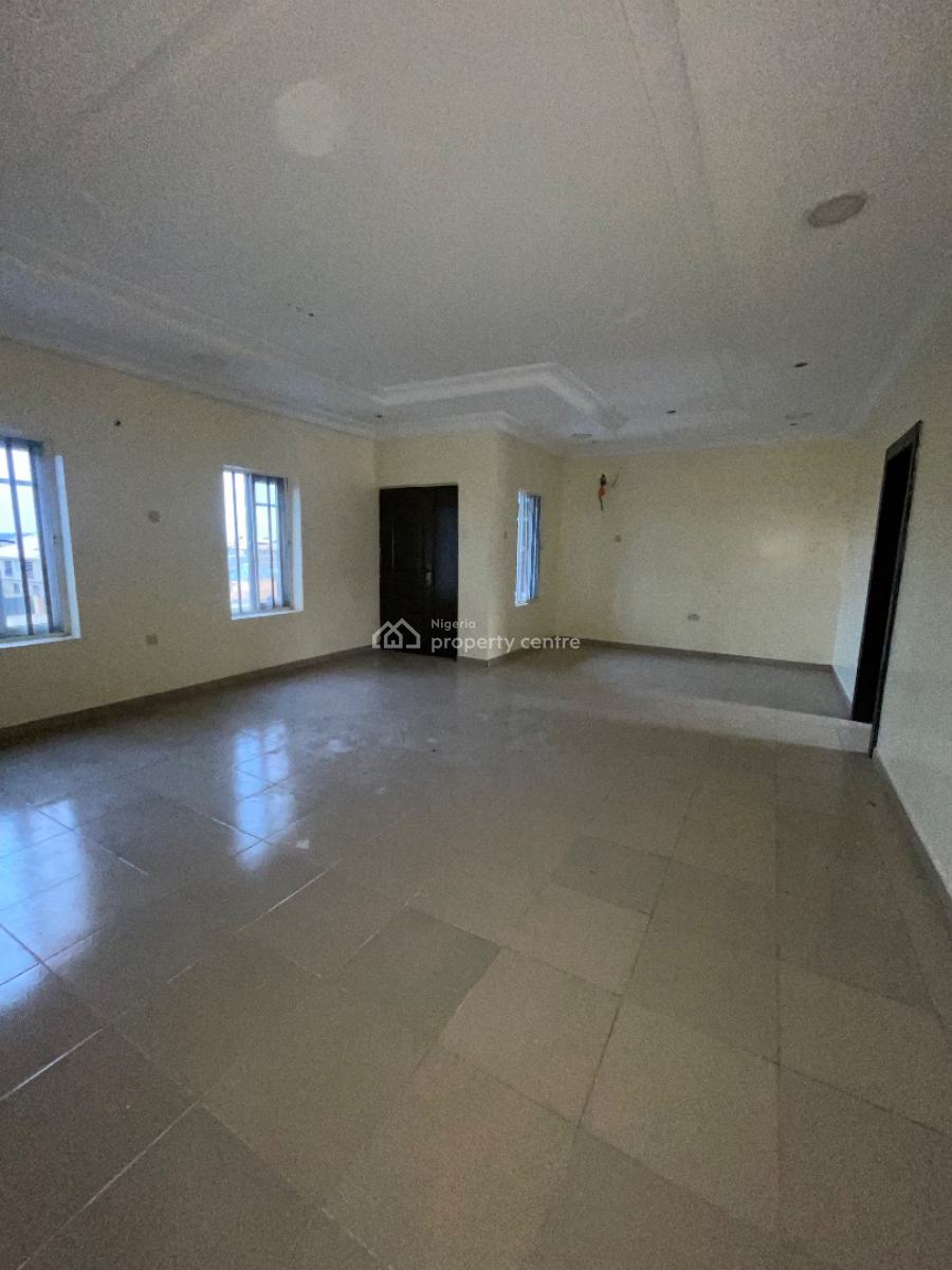 a Spacious 3 Bedroom Apartment, Mobil Road Ilaje Ajah, Lekki, Lagos, Flat / Apartment for Rent