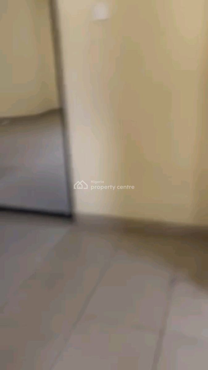 Decent N Spacious 3 Bedroom Up Flat All Rooms Ensuite N Guest Toilet, Gbagada, Lagos, Flat / Apartment for Rent