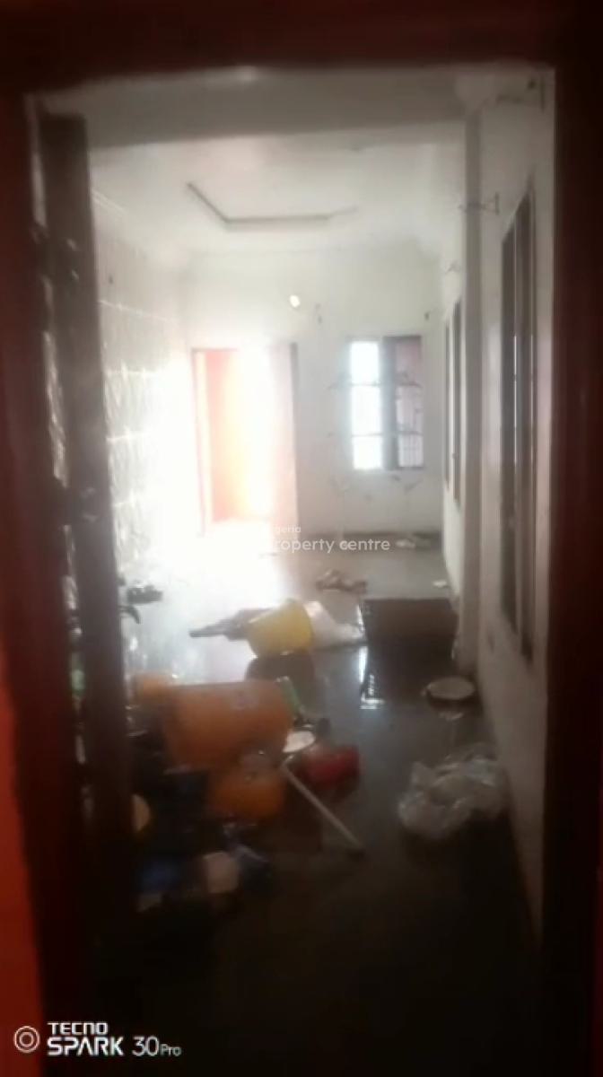 Two Bedroom Flat at Adekunle Yaba., Adekunle, Yaba, Lagos, Flat / Apartment for Rent