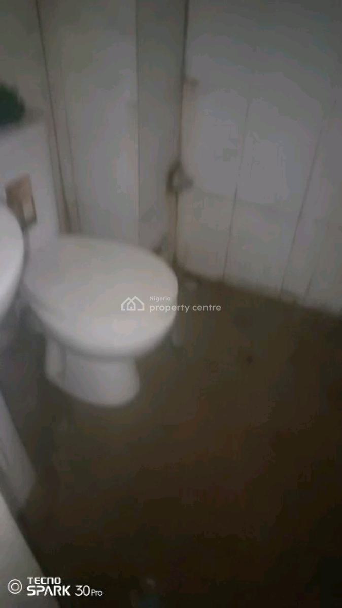 Two Bedroom Flat at Adekunle Yaba., Adekunle, Yaba, Lagos, Flat / Apartment for Rent