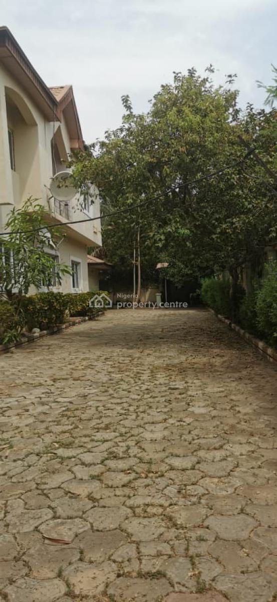 Standard 4bedroom Semi Detached Duplex with Bq, 6th Avenue, Gwarinpa, Abuja, Semi-detached Duplex for Sale