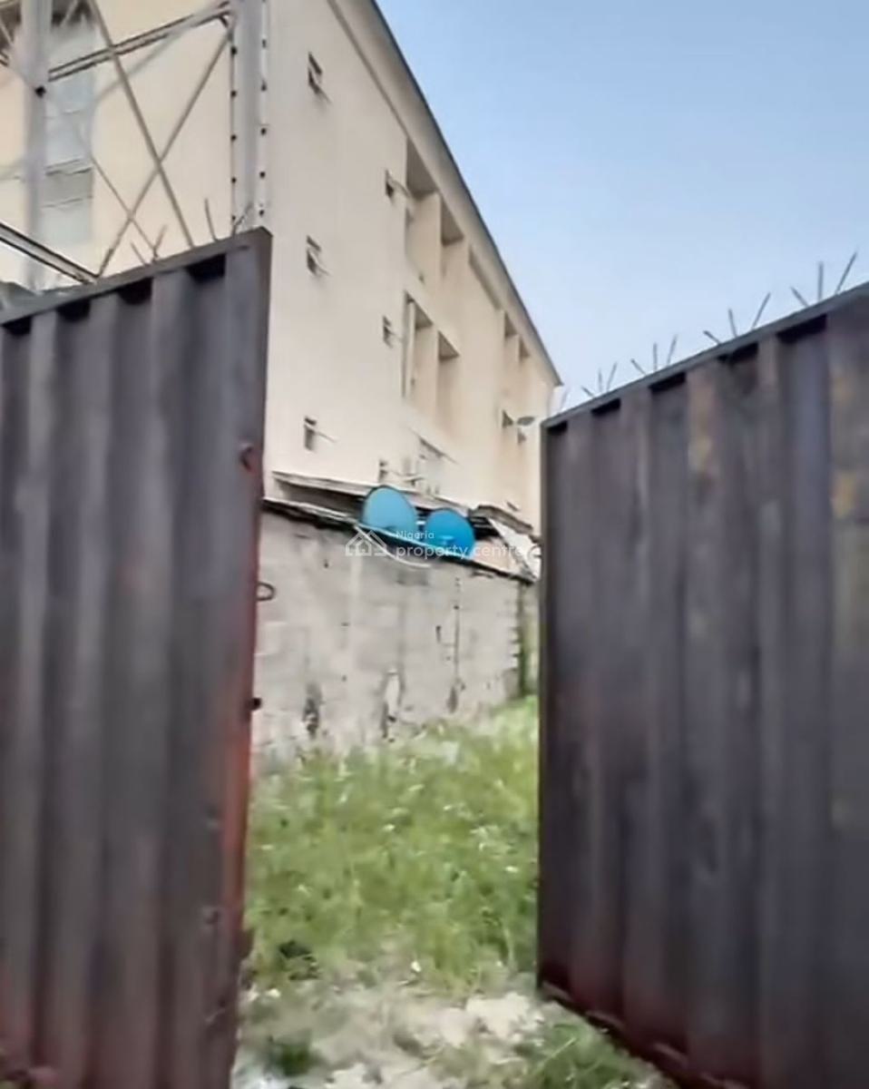 Empty Table Land, Chevron, Lekki, Lagos, Mixed-use Land for Sale