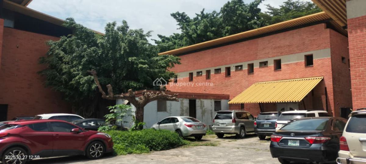 8,000 Sqm Prime Land -- Green Zone, Walter Carrington Crescent, Victoria Island (vi), Lagos, Mixed-use Land for Sale