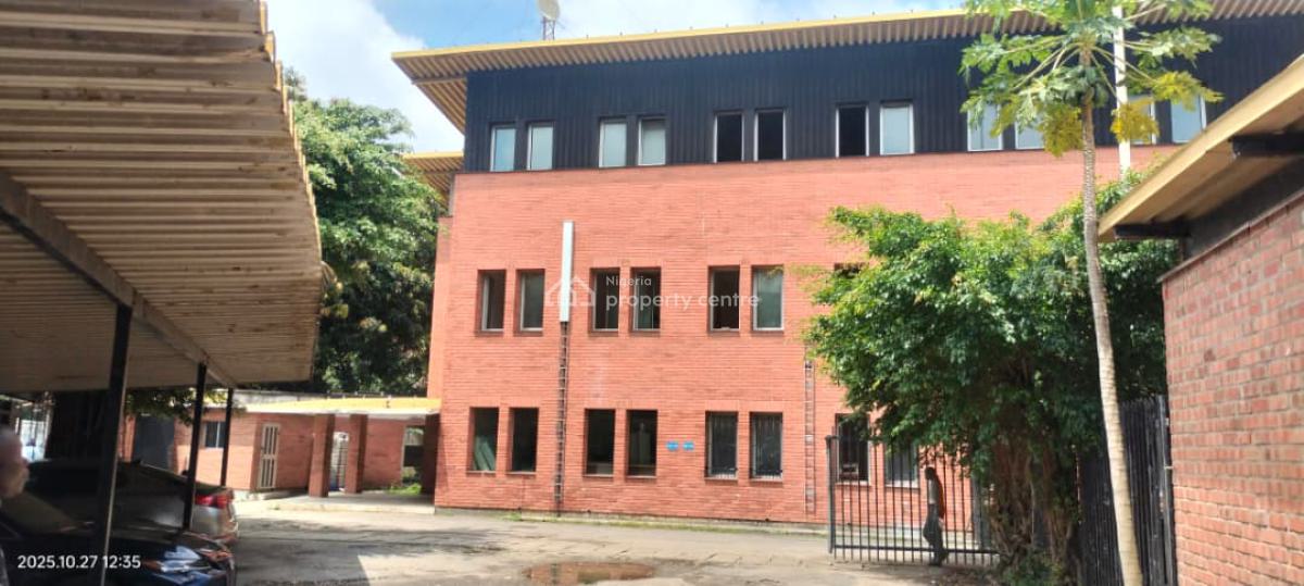 8,000 Sqm Prime Land -- Green Zone, Walter Carrington Crescent, Victoria Island (vi), Lagos, Mixed-use Land for Sale