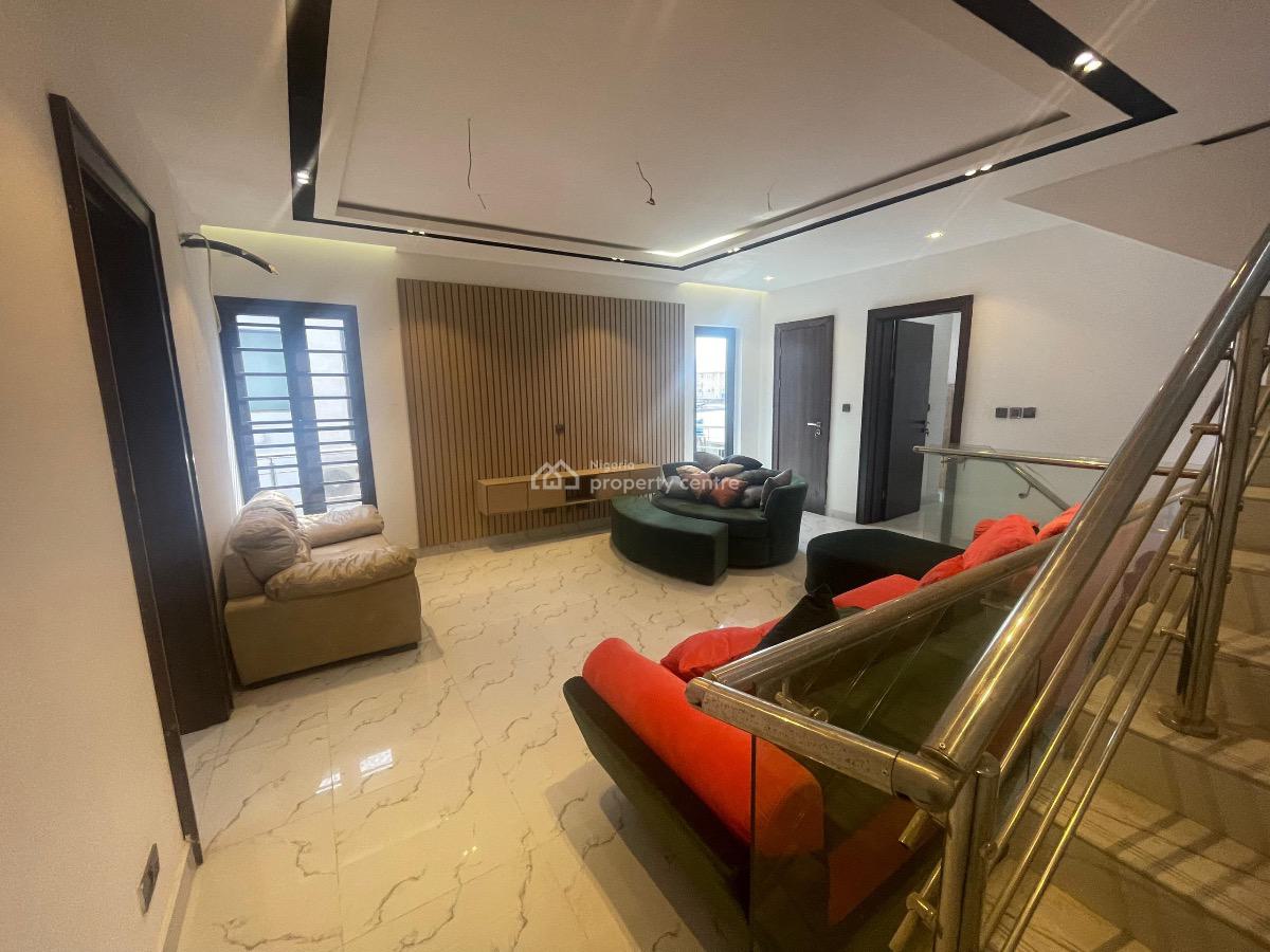 Luxury 4bedroom, Ologolo, Lekki, Lagos, Terraced Duplex for Rent