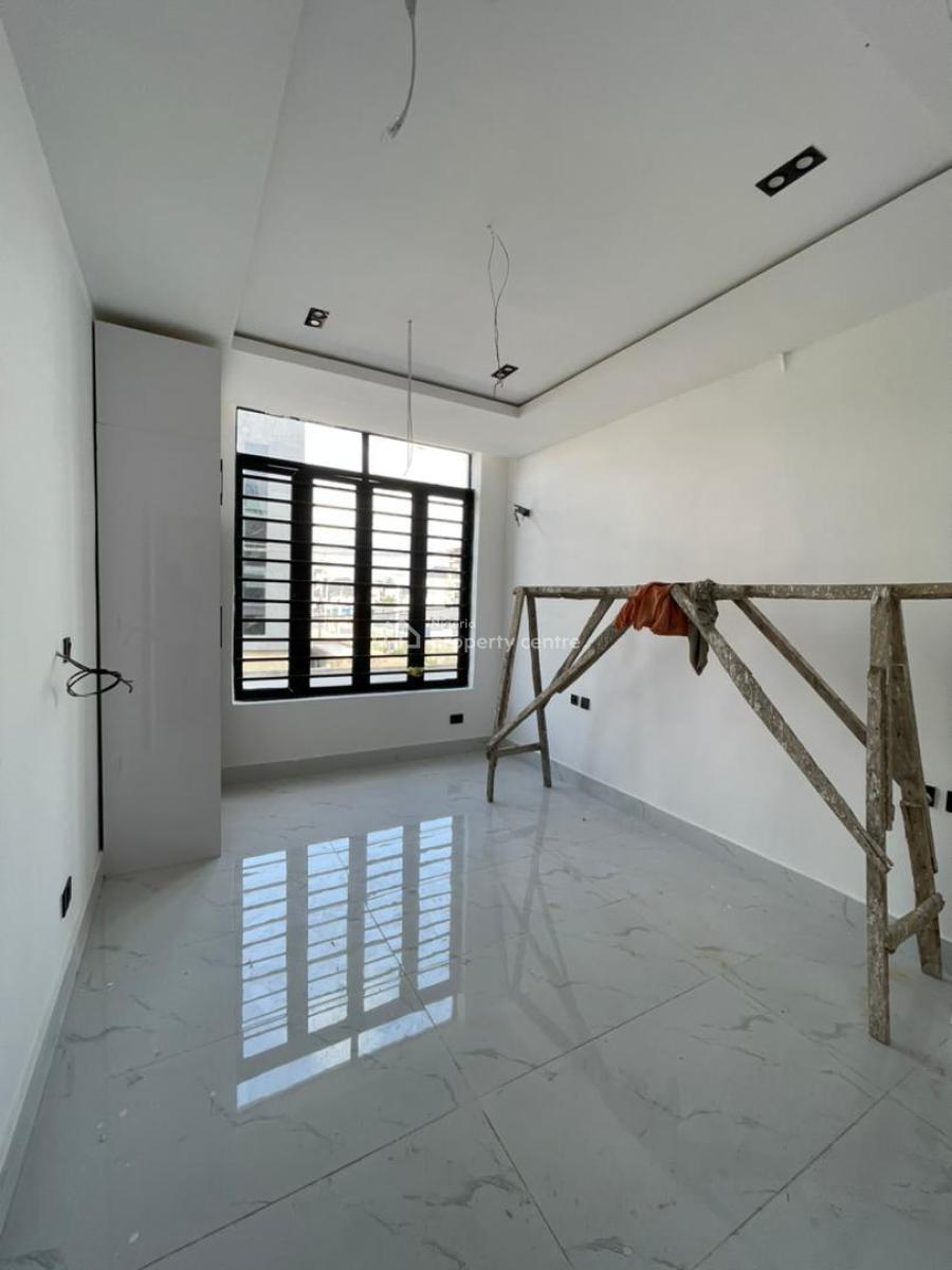 Luxury 2 Bedroom Apartment, Lekki Phase1, Lekki, Lagos, Flat / Apartment for Sale