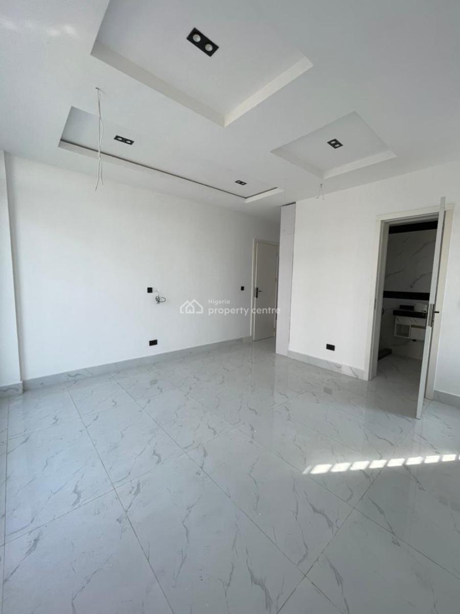 Luxury 2 Bedroom Apartment, Lekki Phase1, Lekki, Lagos, Flat / Apartment for Sale