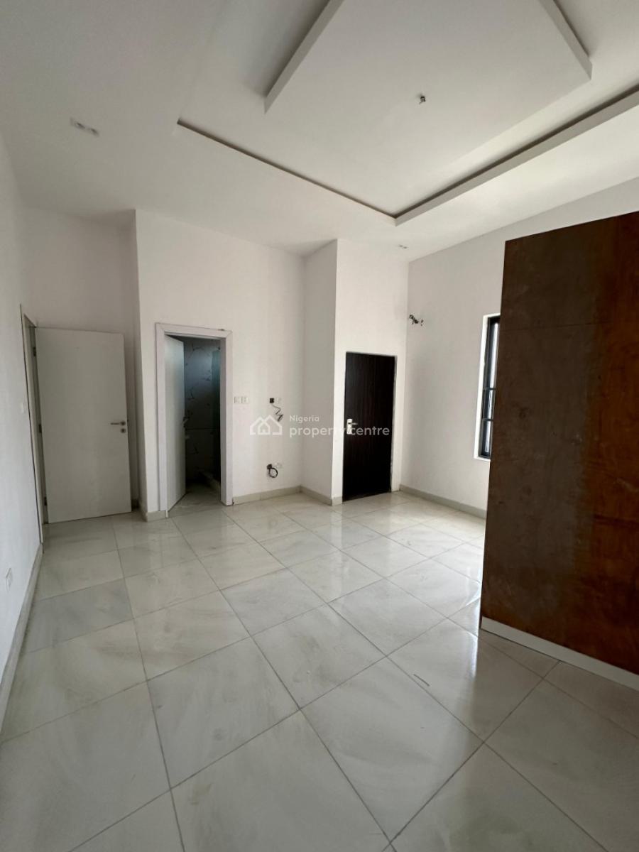 2, Lekki Phase 1, Lekki, Lagos, Flat / Apartment for Rent