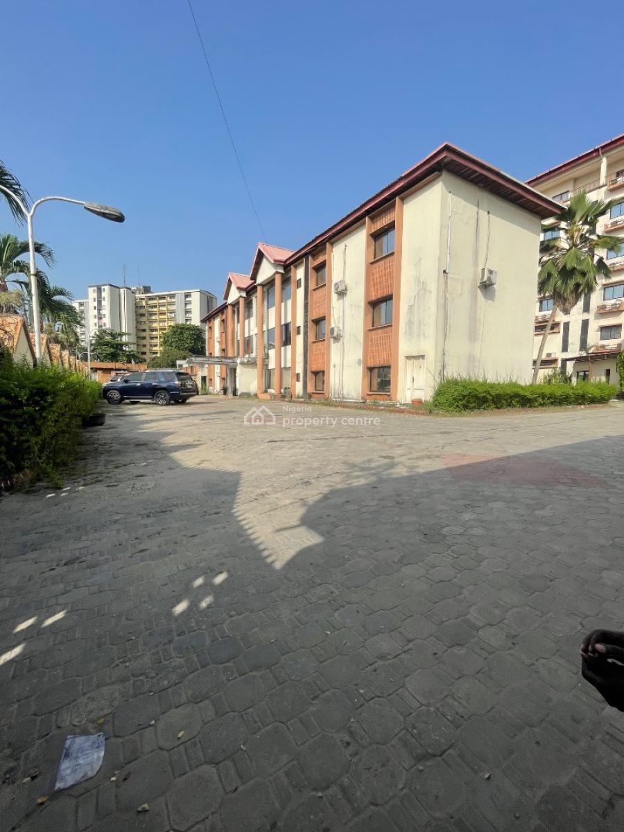 3 Blocks of 64rooms, Has a Bar, Swimming Pool, Conference Room Etc, Victoria Island (vi), Lagos, Hotel / Guest House for Sale