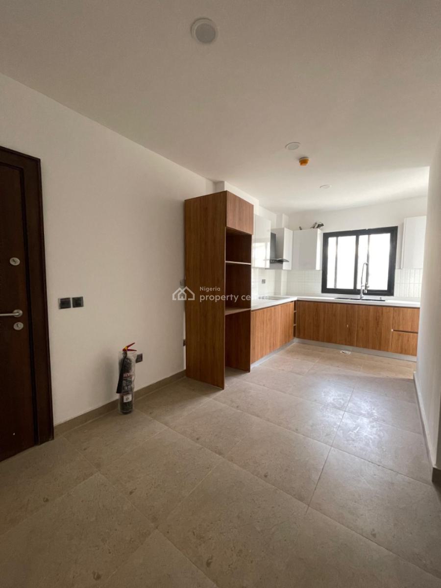Luxury & Spacious 4 Bedroom Apartment with Bq, Banana Island, Ikoyi, Lagos, Flat / Apartment for Rent